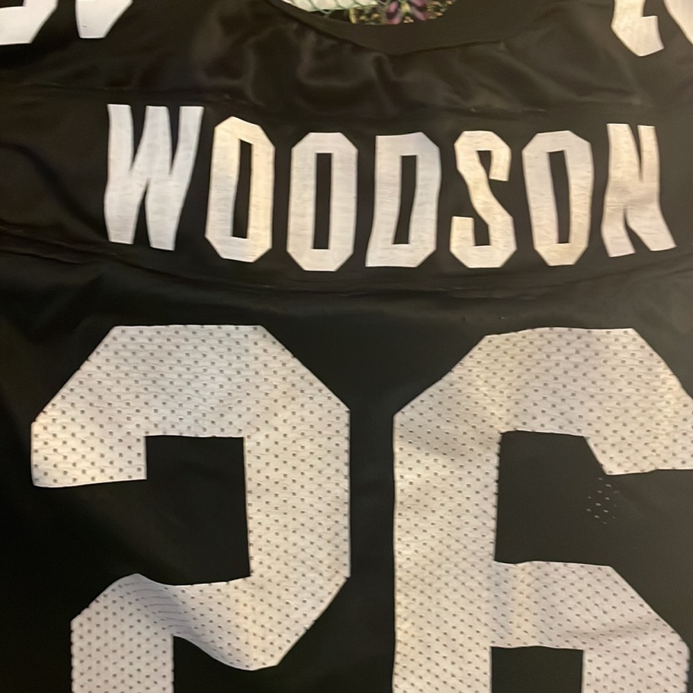 Wilson Rod Woodson Steelers Jersey - Picture 4 of 5
